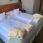 City.city Hotel 3*